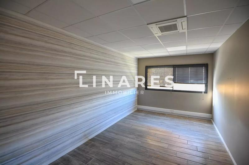 Bureau - 382 m² - 11 pièces