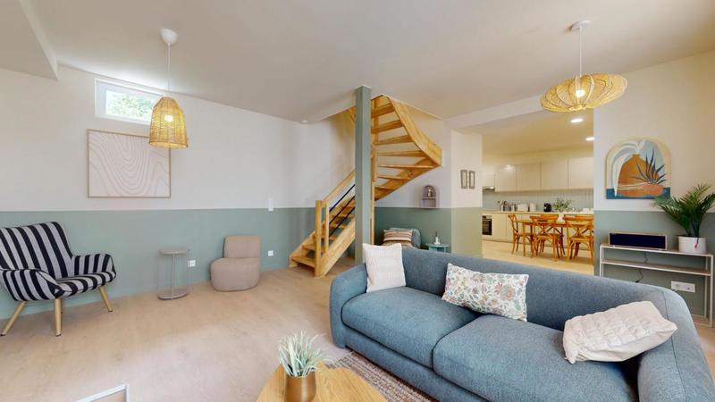 Appartement - 117 m² - 6 pièces