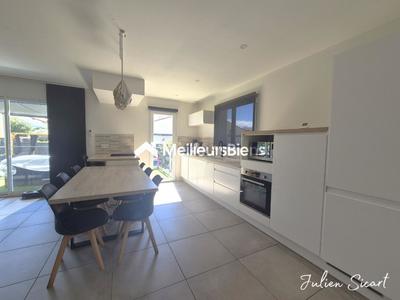 Villa - 110 m² - 4 pièces