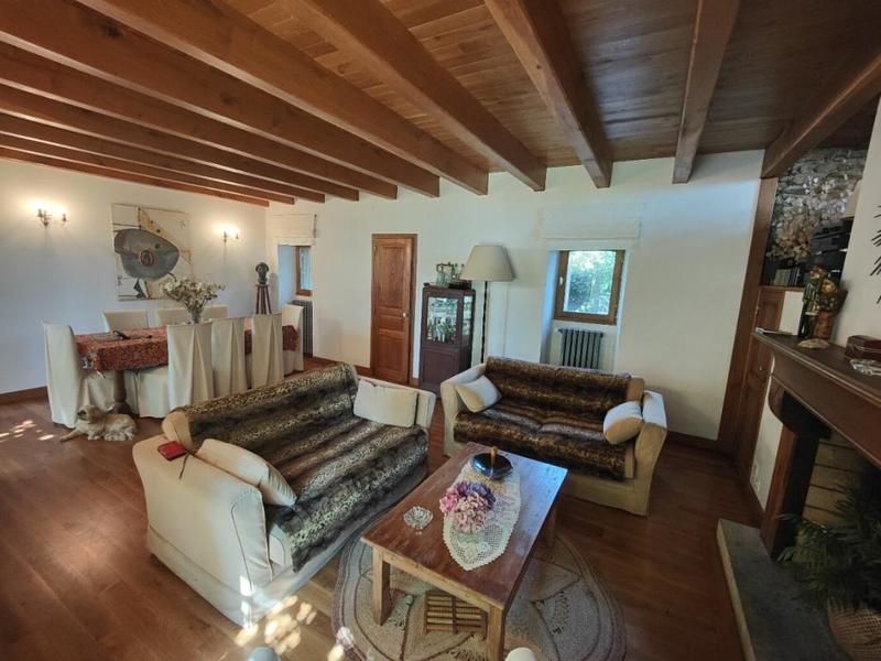 Maison - 179 m² - 7 pièces