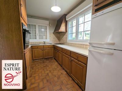 Maison - 180 m² - 7 pièces