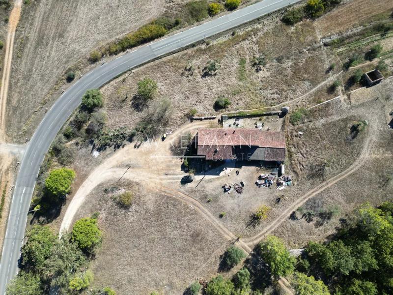 Propriété - 199 m² - 10 pièces