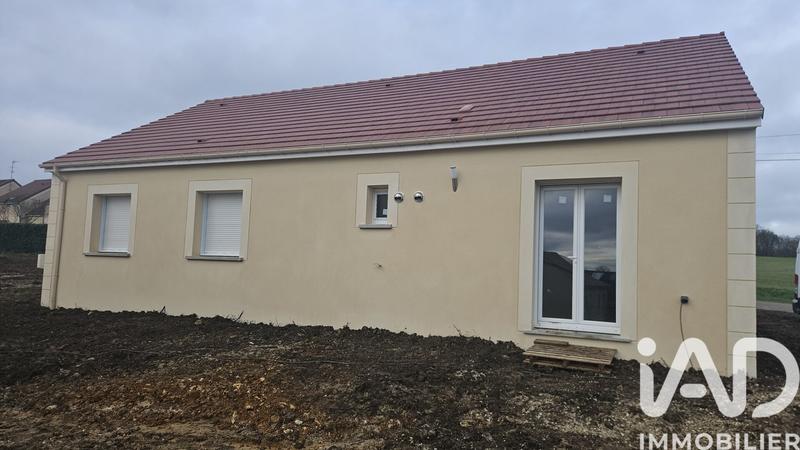 Maison - 105 m² - 5 pièces