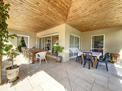 Villa - 163 m² - 7 pièces