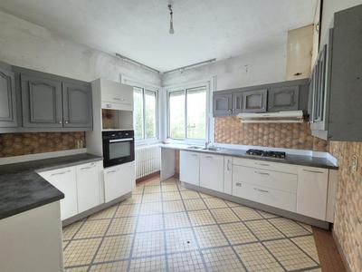 Maison ancienne - 104 m² - 6 pièces