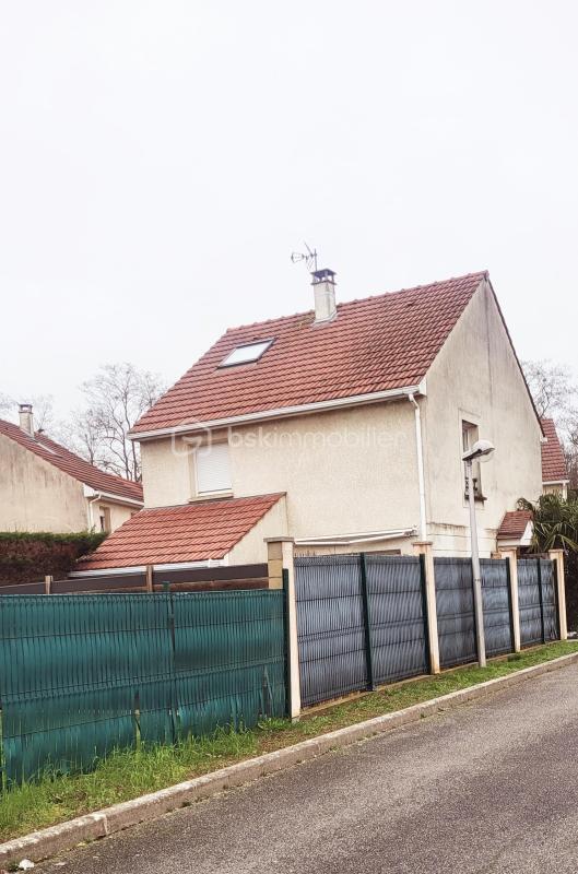 Maison - 115 m² - 6 pièces