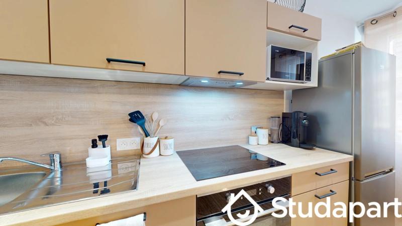 Chambre - 9 m² - 1 pièce