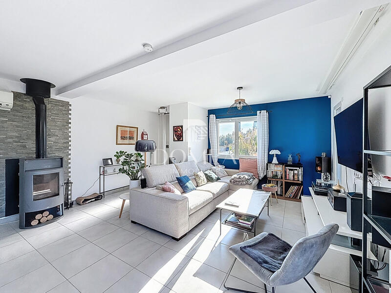 Villa - 100 m² - 4 pièces