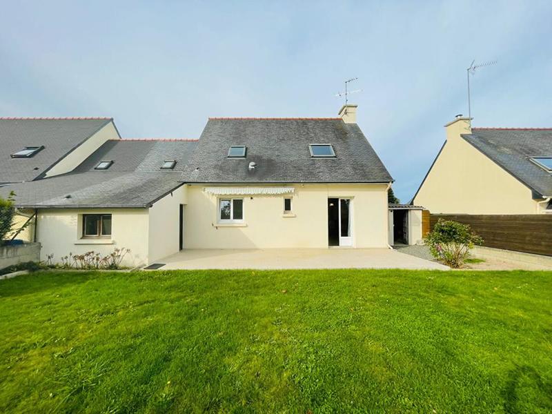 Maison - 98 m² - 5 pièces