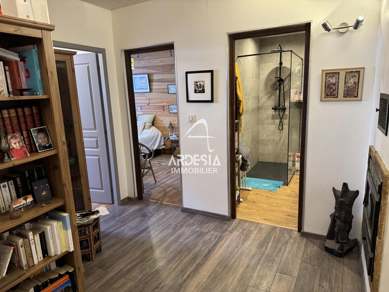 Appartement - 85 m² - 4 pièces