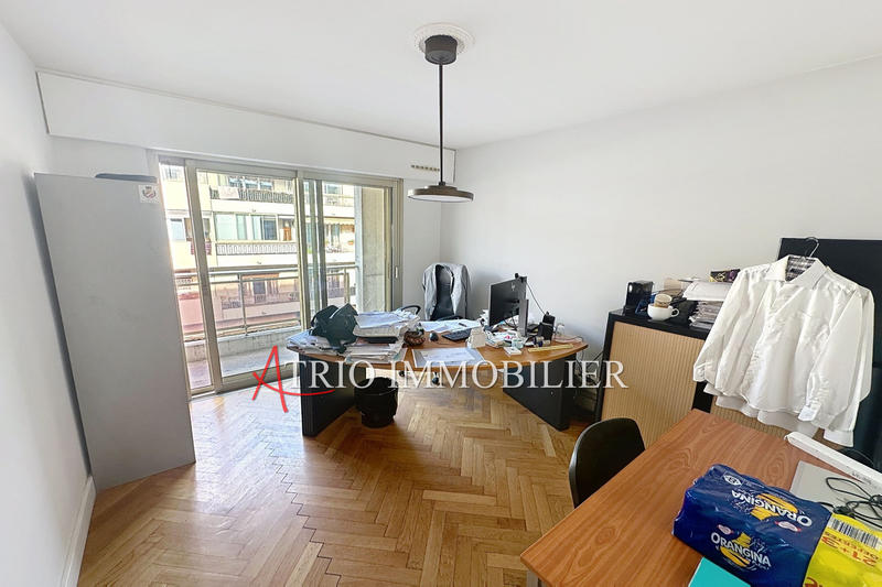 Appartement - 100 m² - 4 pièces