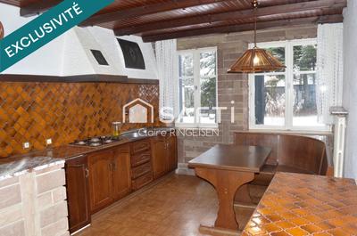 Maison - 191 m² - 7 pièces