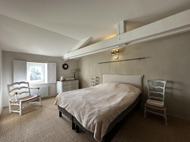 Maison - 357 m² - 11 pièces