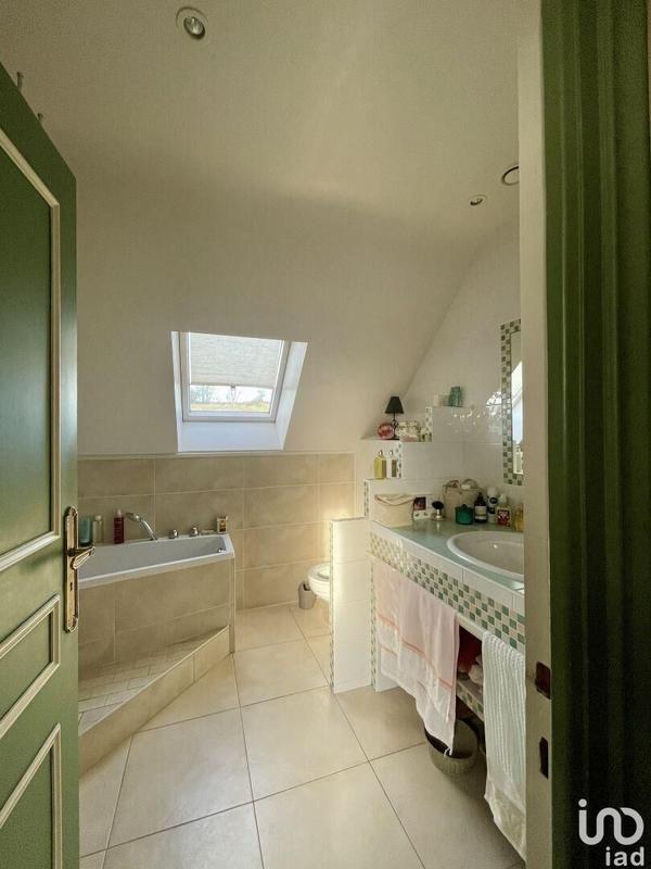 Maison - 142 m² - 7 pièces