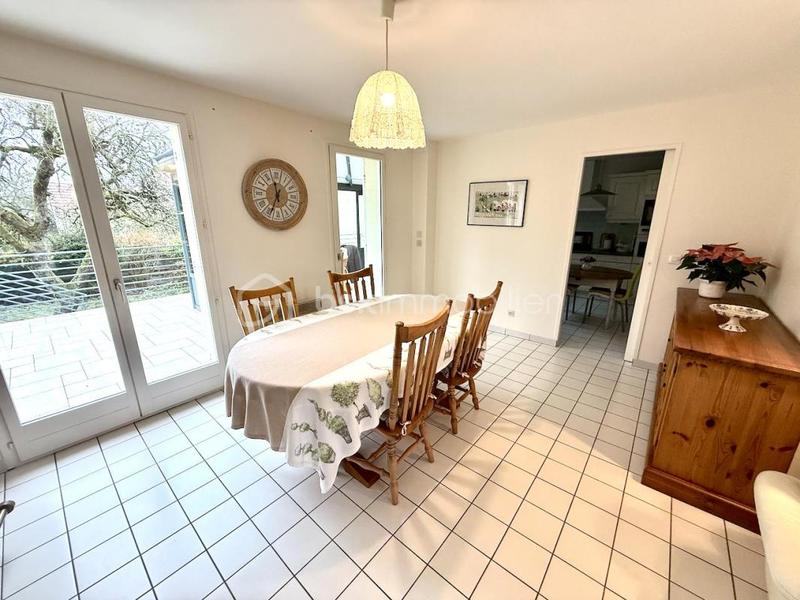 Pavillon - 104 m² - 6 pièces