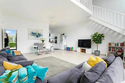 Maison - 168 m² - 5 pièces