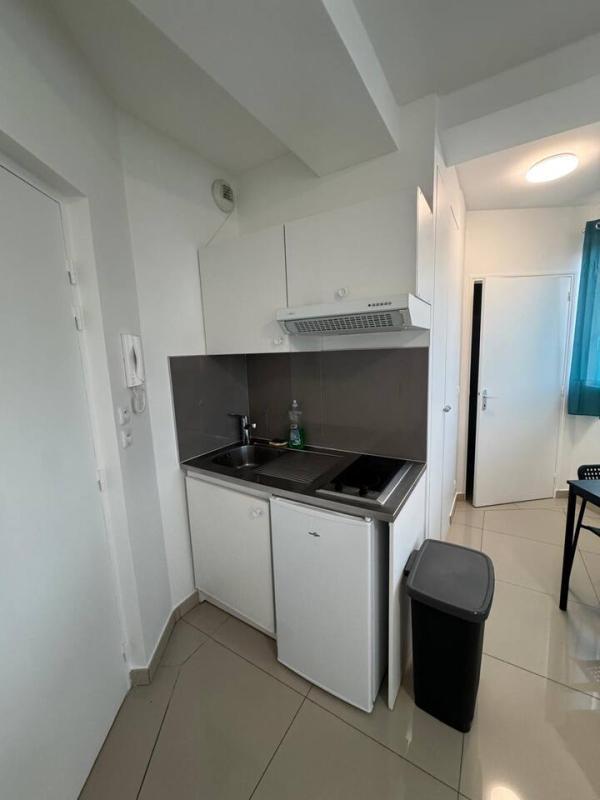 Studio - 20 m² - 1 pièce