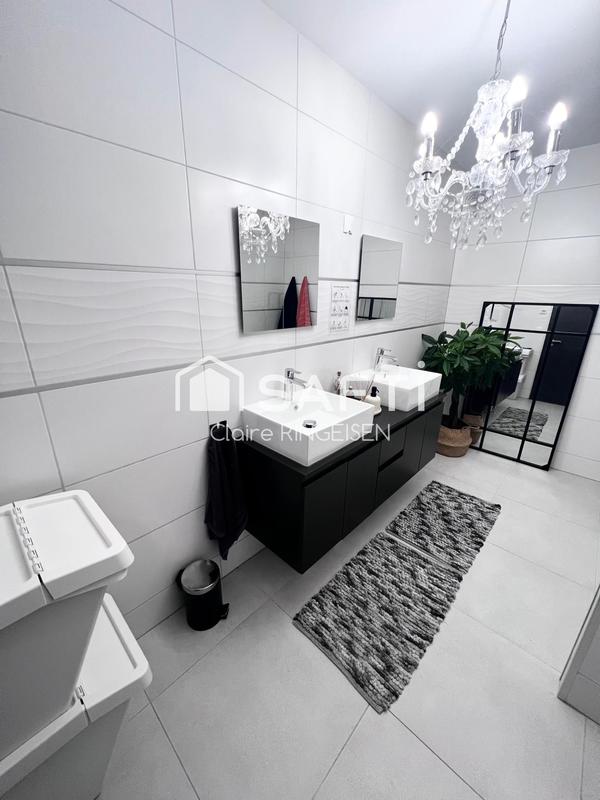 Maison - 158 m² - 6 pièces