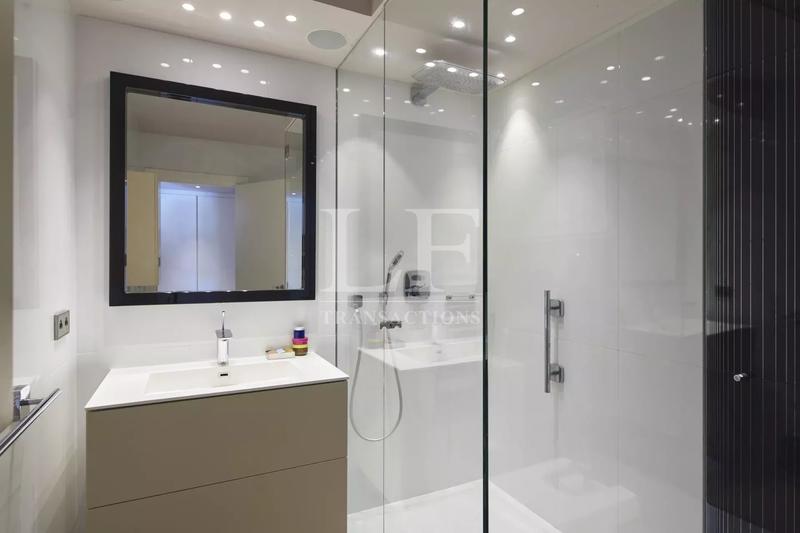 Propriété - 956 m² - 18 pièces