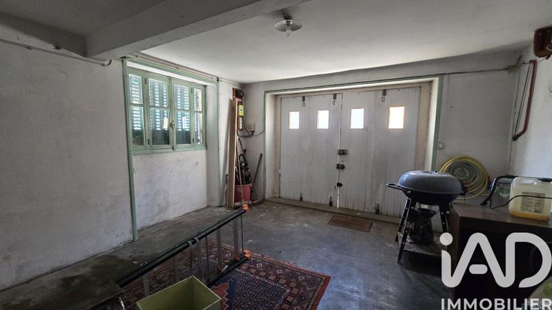 Maison - 99 m² - 5 pièces