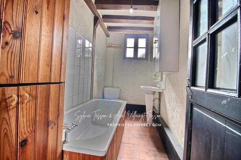 Maison - 102 m² - 4 pièces