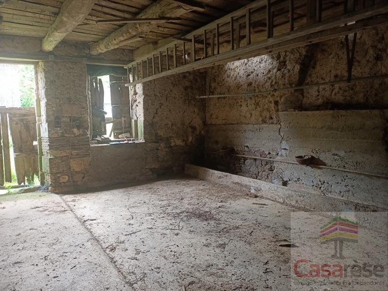 Grange - 270 m² - 8 pièces