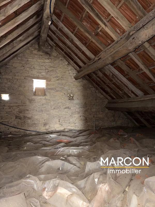 Maison de village - 80 m² - 4 pièces