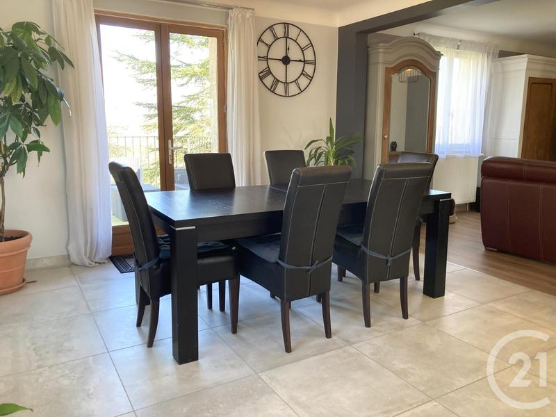 Maison - 145 m² - 6 pièces