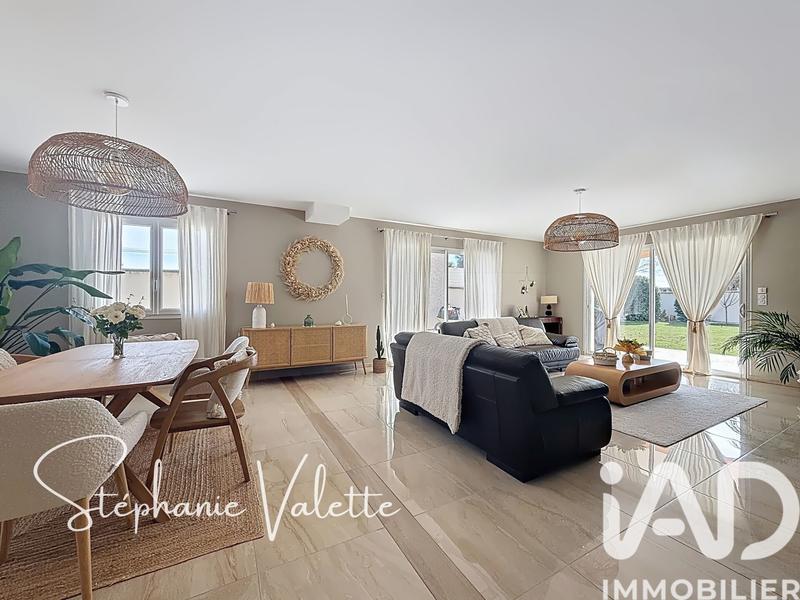 Maison - 151 m² - 5 pièces