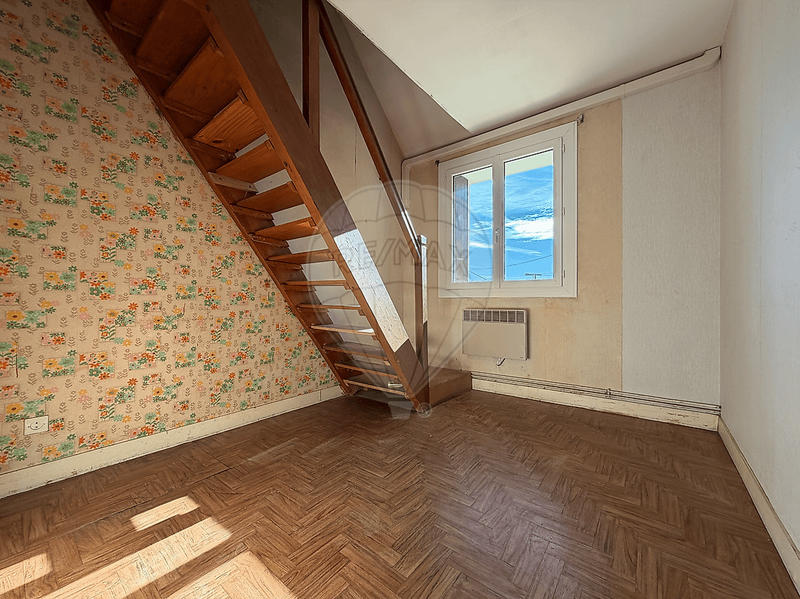 Maison - 83 m² - 4 pièces