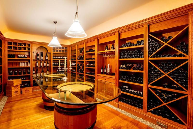 Villa - 550 m² - 7 pièces