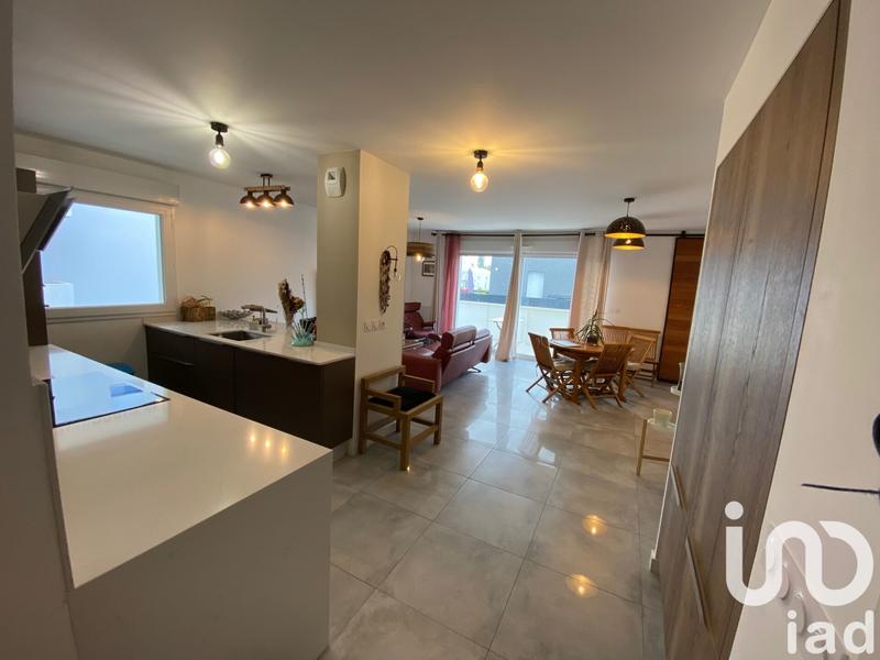 Appartement - 99 m² - 4 pièces