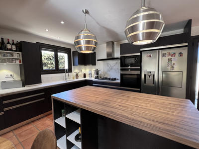 Villa - 140 m² - 5 pièces