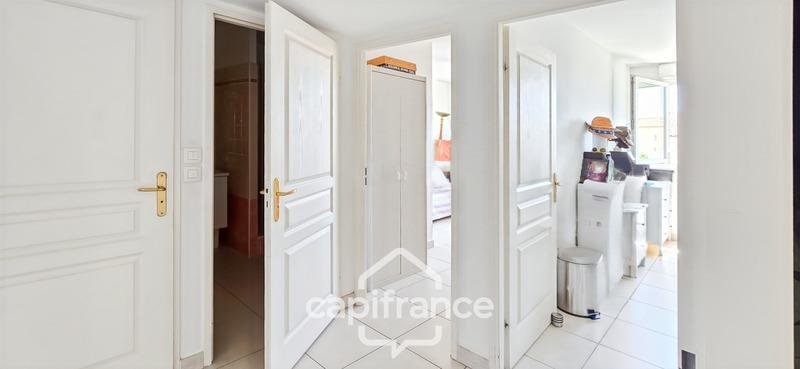 Appartement - 90 m² - 4 pièces