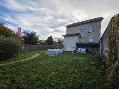 Maison - 133 m² - 6 pièces