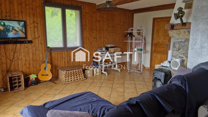 Maison - 250 m² - 7 pièces