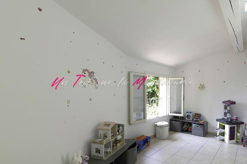 Appartement - 80 m² - 3 pièces