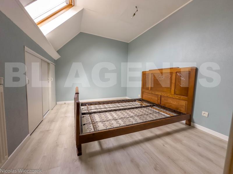 Maison de ville - 82 m² - 5 pièces