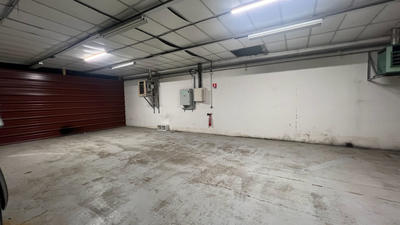 Local d'activités - 84 m²