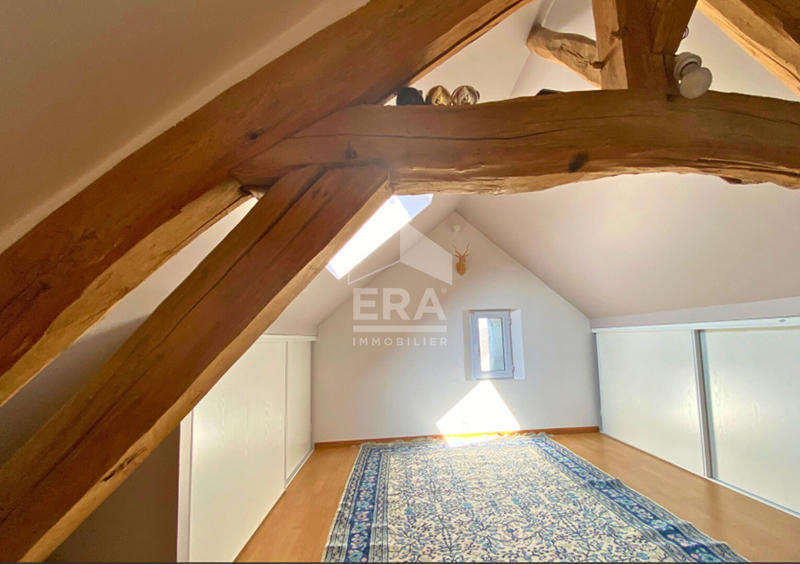 Maison - 186 m² - 7 pièces