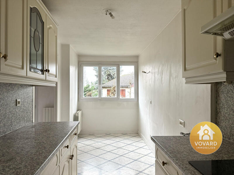 Appartement - 80 m² - 4 pièces