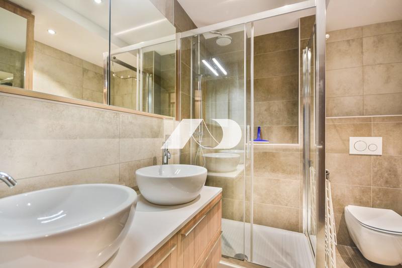 Appartement - 84 m² - 5 pièces