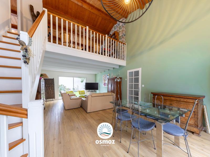 Maison traditionnelle - 133 m² - 6 pièces