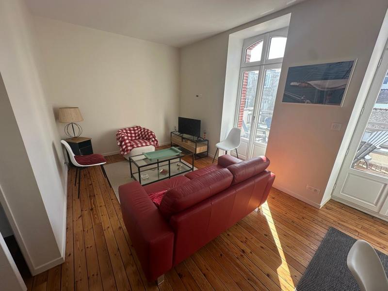 Maison - 85 m² - 4 pièces