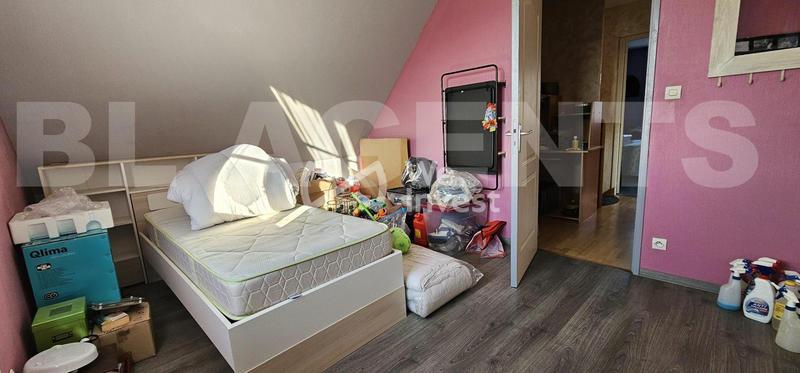 Maison - 122 m² - 4 pièces