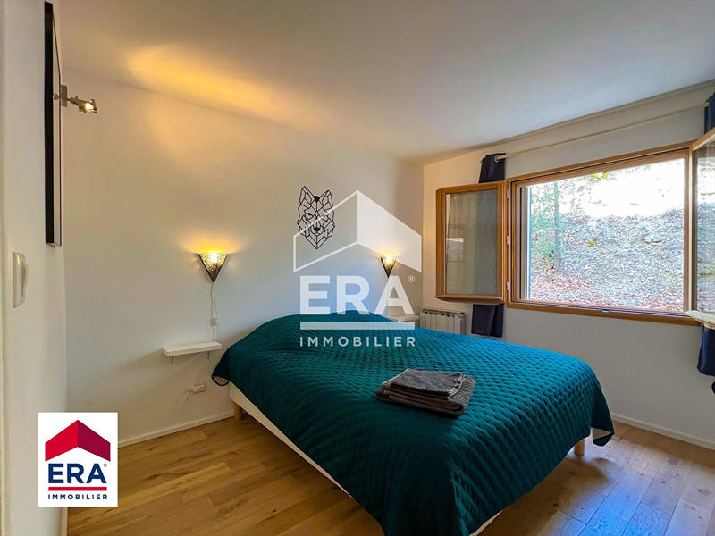 Maison - 210 m² - 8 pièces