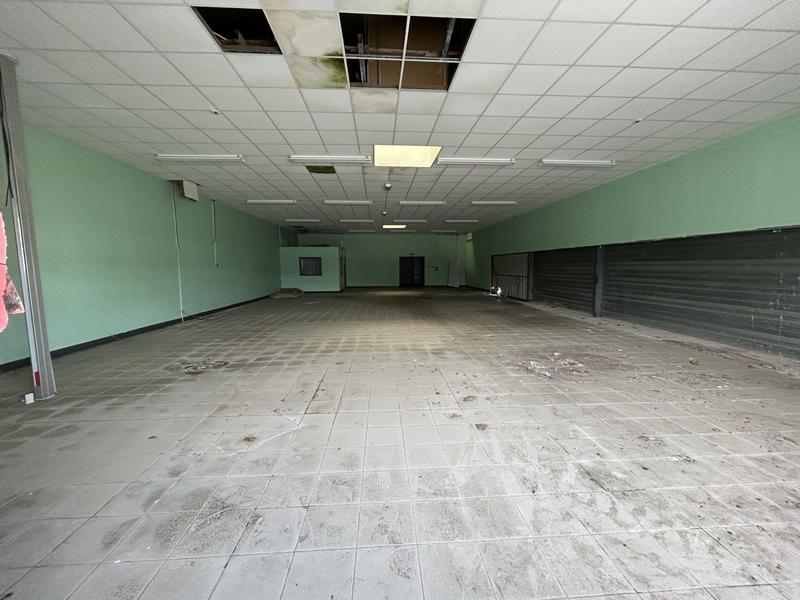 Local commercial - 300 m²