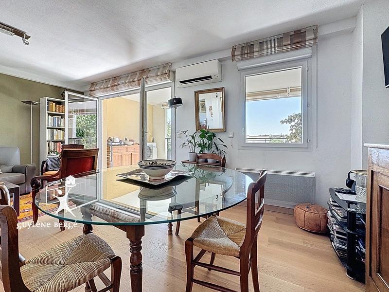 Appartement - 67 m² - 3 pièces