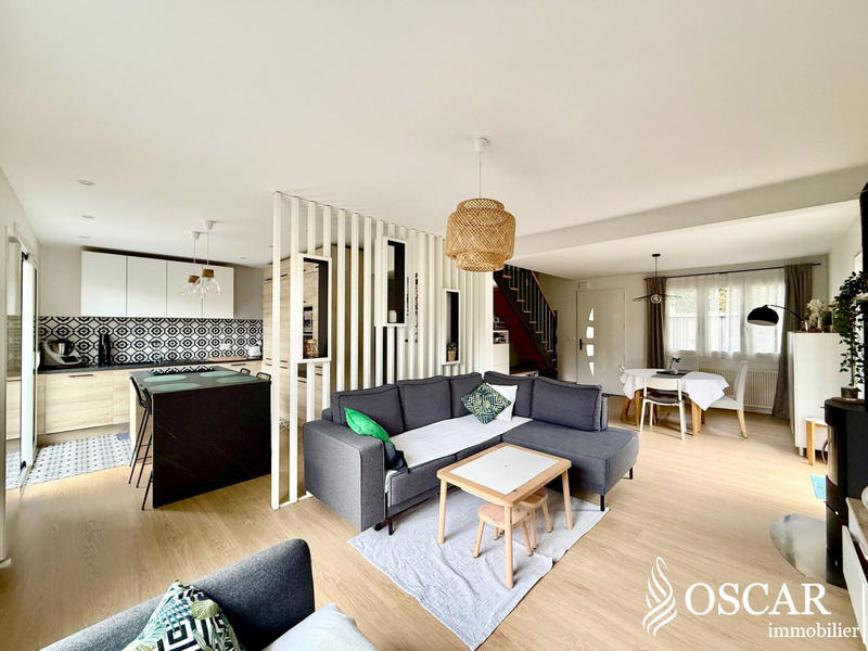 Maison - 85 m² - 5 pièces