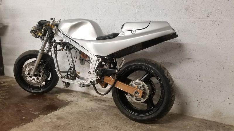 Suzuki Rg 500 gamma suzuki 0500 461